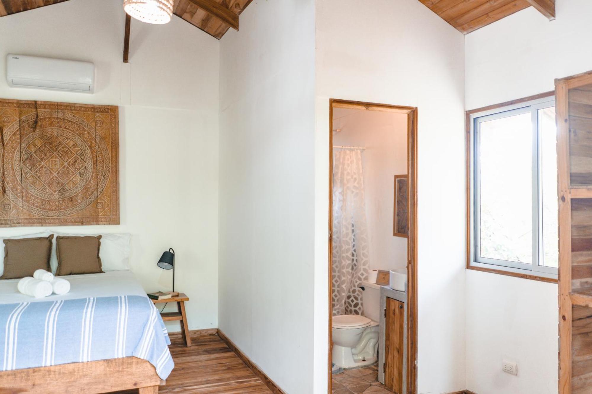 Cuatro Vientos Lodge & Apartments - Mal Pais, Costa Rica Playa Santa Teresa  Rom bilde