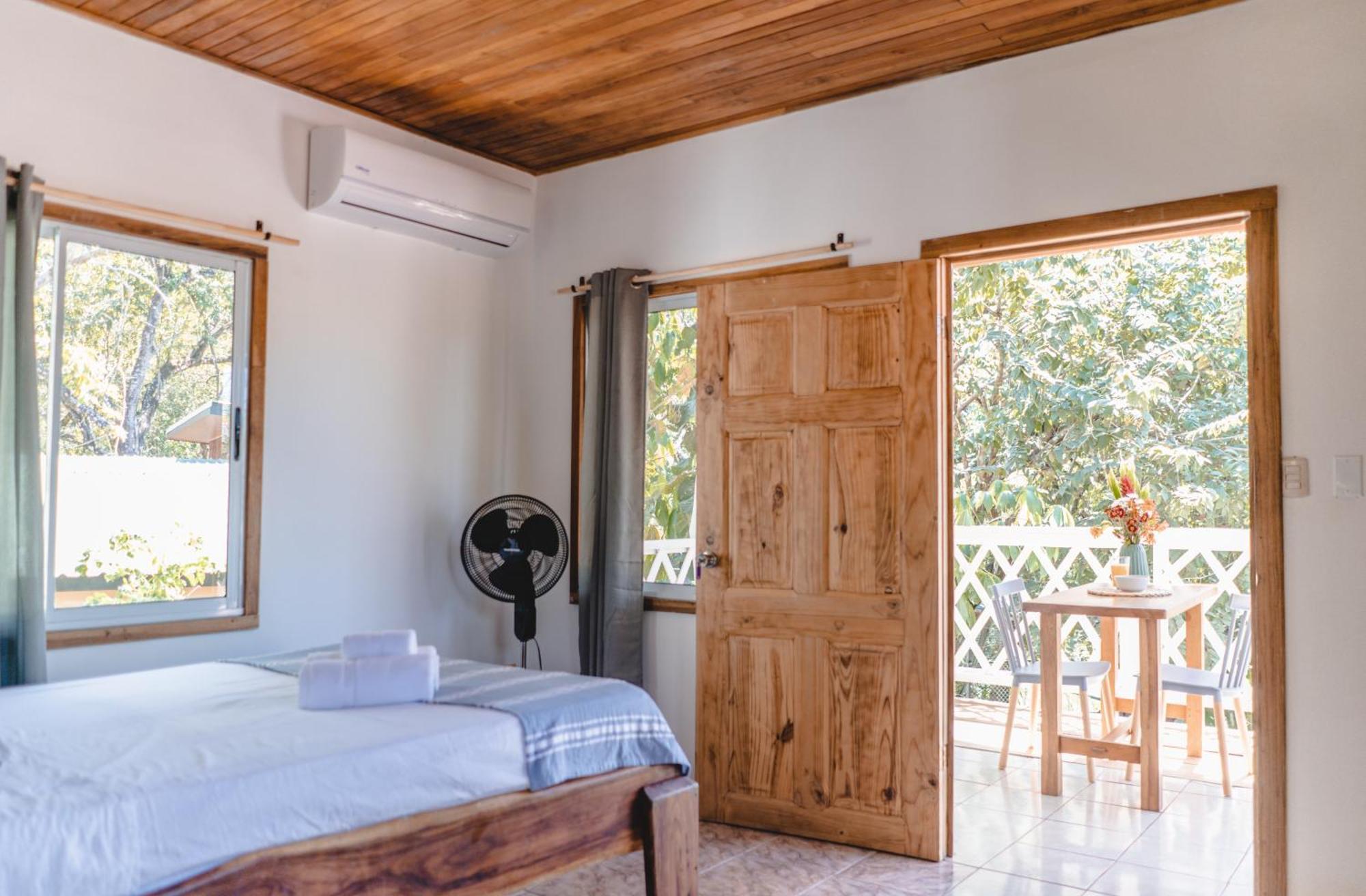 Cuatro Vientos Lodge & Apartments - Mal Pais, Costa Rica Playa Santa Teresa  Rom bilde