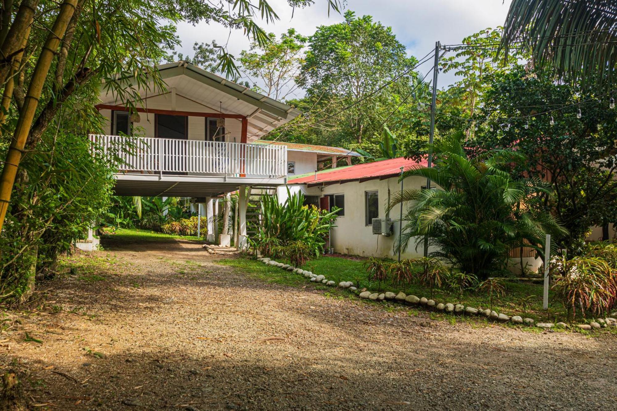 Cuatro Vientos Lodge & Apartments - Mal Pais, Costa Rica Playa Santa Teresa  Eksteriør bilde